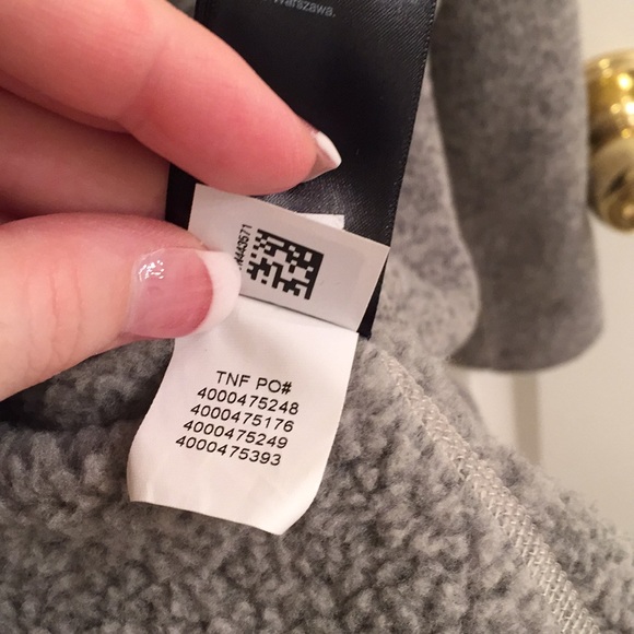 The North Face pullover half zip fleece sweatshirt - Picture 6 of 7